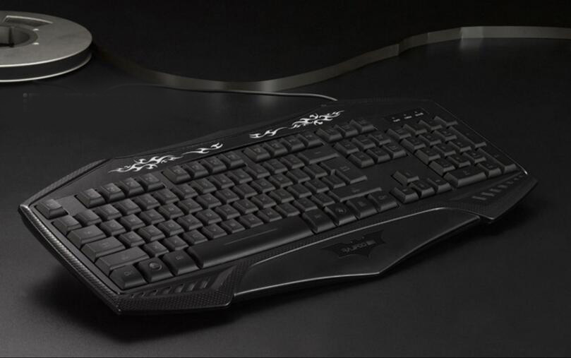 Gaming Keyboard with 3 Colour Backlight Gaming Keyboard with 3 Colour Backlight