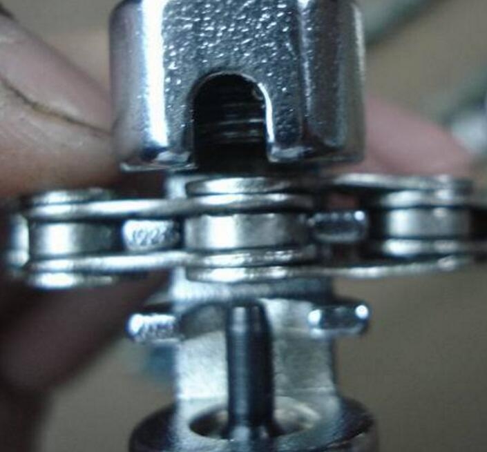 Bicycle Chain tool