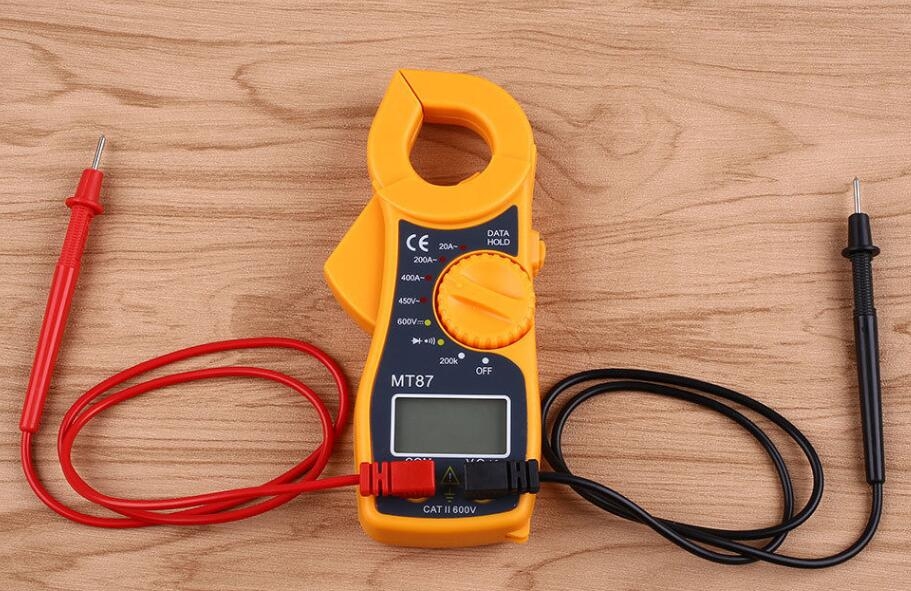 DIGITAL CLAMP METER DIGITAL CLAMP METER