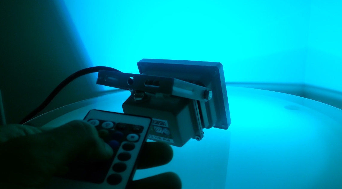 Waterproof 20W LED Flood Light RGB Outdoor Floodlight