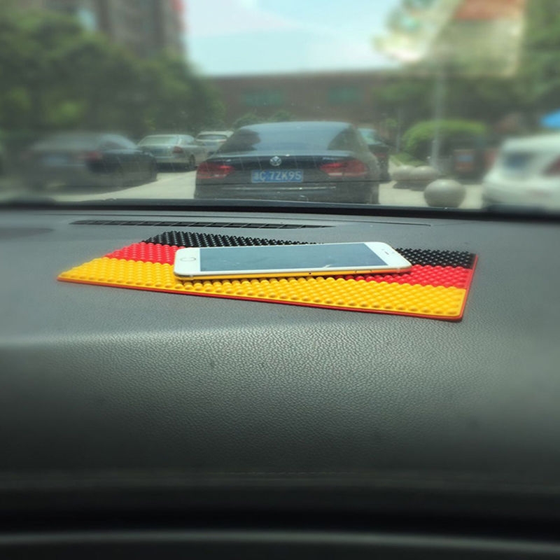 Multifunctional Car Dashboard Holder Pad Anti-skid Multifunctional Car Dashboard Holder Pad Anti-skid