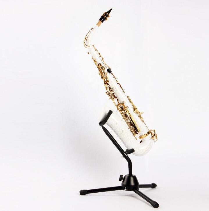 Saxophone stand
