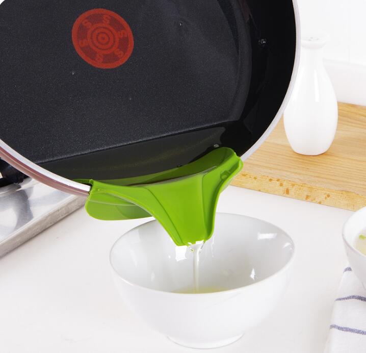 Silicone Pour Soup Funnel Kitchen Gadget Tools Water Deflector Cooking Tool