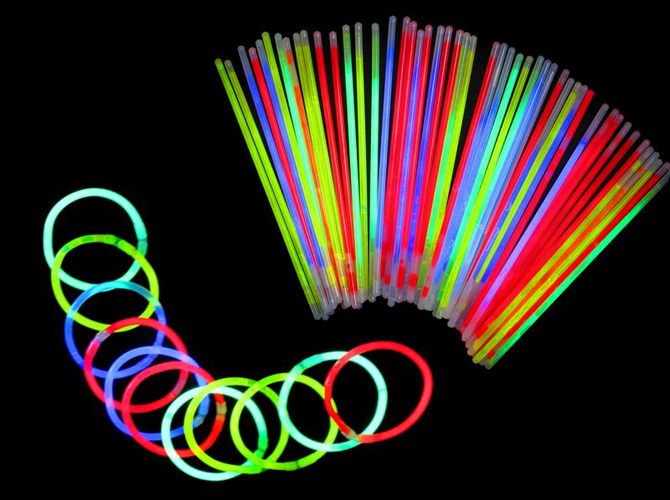 Glow Sticks Glow Sticks 100PCS Glow Sticks Glow Sticks 100PCS