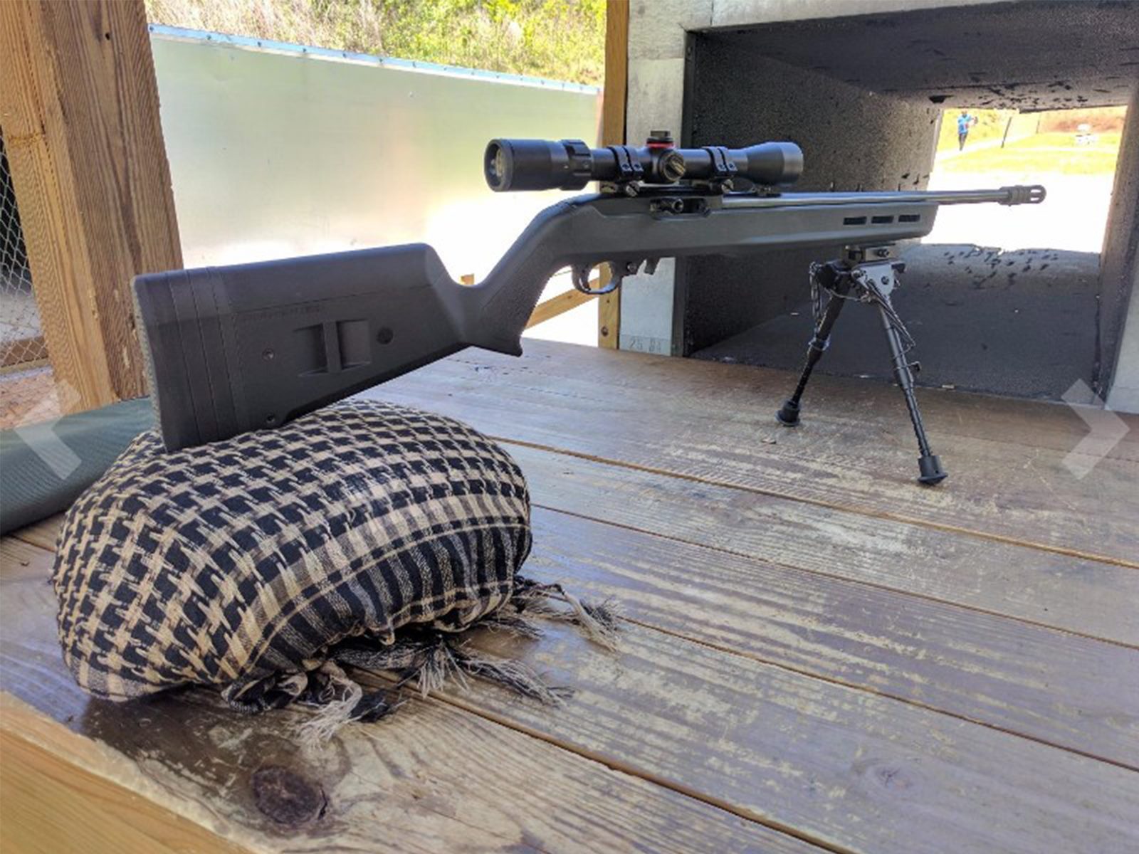 Adjustable Tactical Rifle Bipod Adjustable Spring Return with Adapter