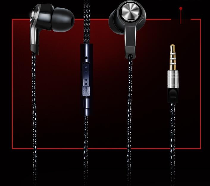 Earphones Stereo Headphones with MIC Earphones Stereo Headphones with MIC
