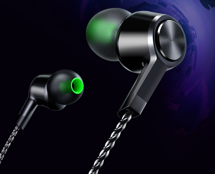 Earphones Stereo Headphones with MIC Earphones Stereo Headphones with MIC